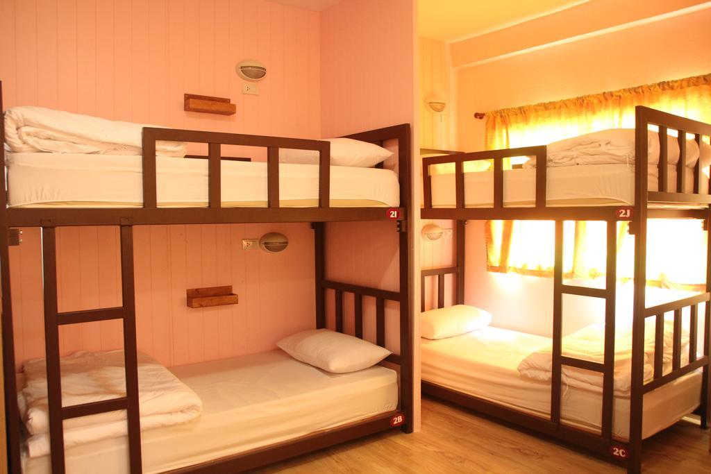 Khaosan Immjai Hostel Bangkok Bagian luar foto